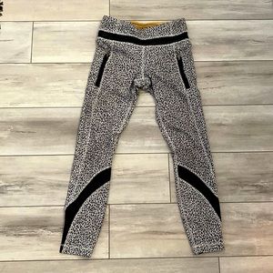 Lululemon leggings size 2
